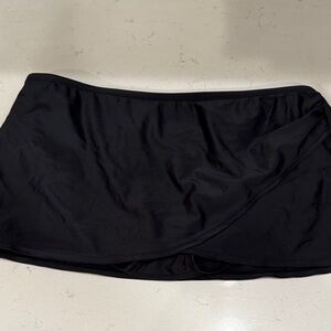 Catalina Black Swim Skirt